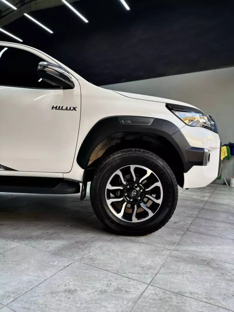 Toyota Hilux - 2021