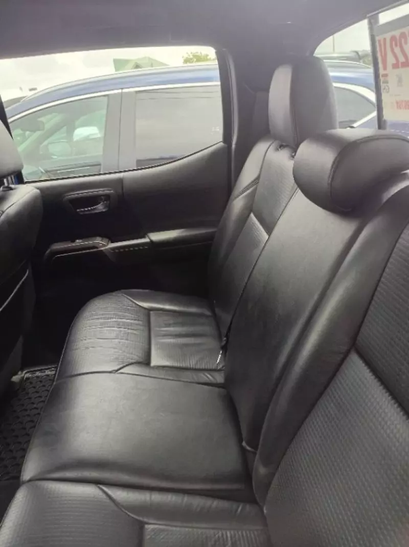 Toyota Tacoma   - 2020