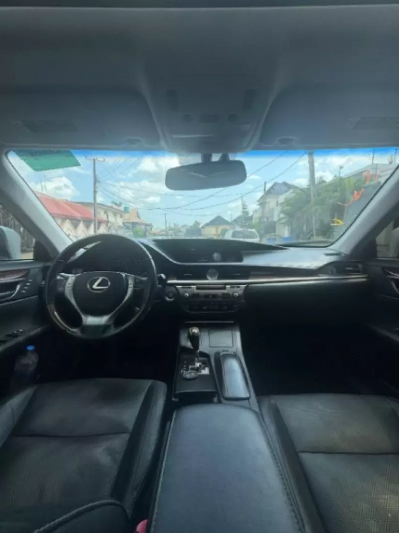 Lexus ES 350   - 2013