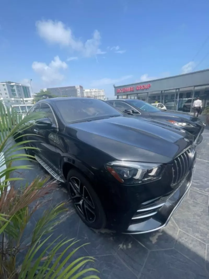 Mercedes-Benz GLE 53 AMG   - 2021