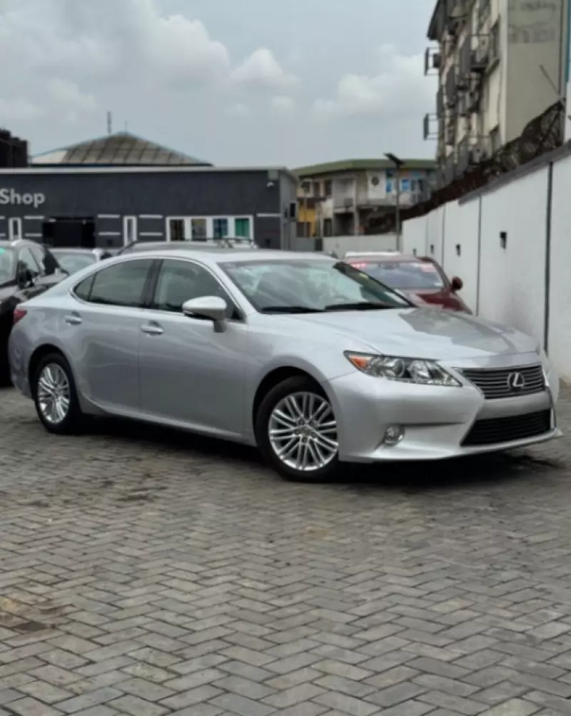 Lexus ES 350   - 2013