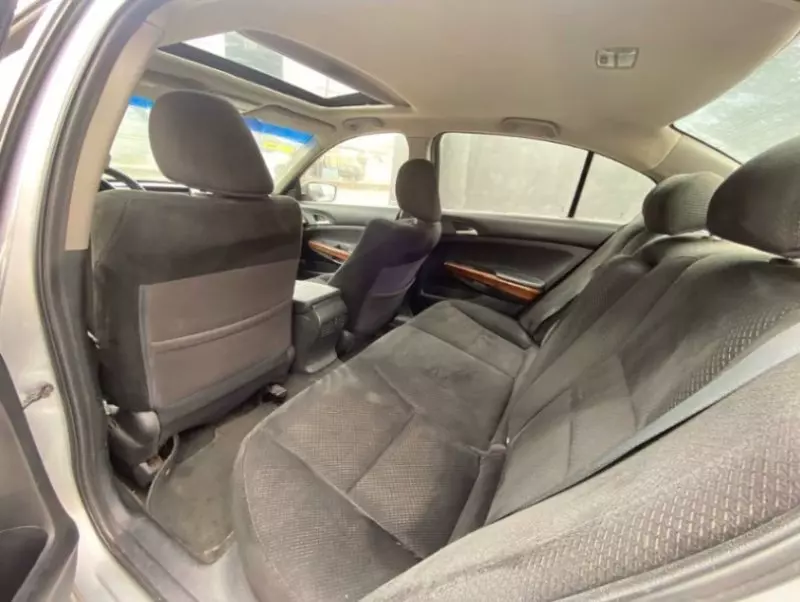Honda Accord   - 2011