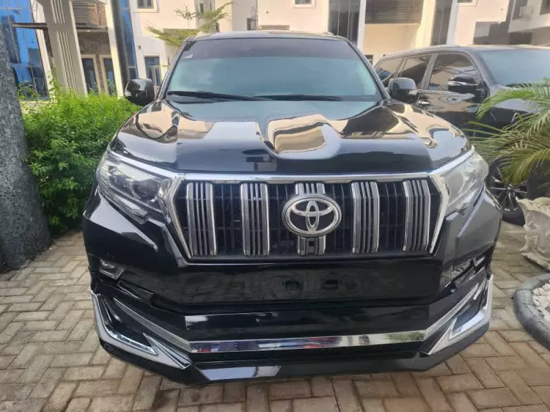 Toyota Landcruiser Prado   - 2019