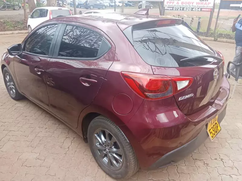 Mazda Demio   - 2016