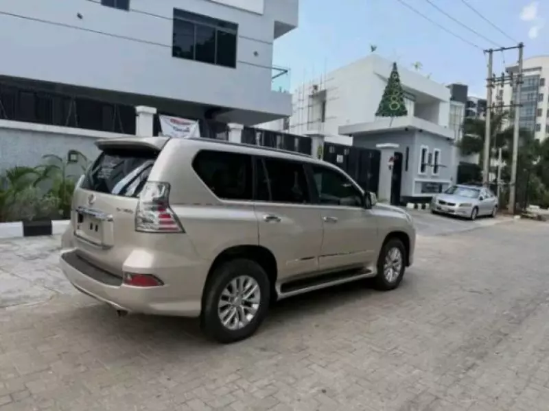 Lexus GX 460