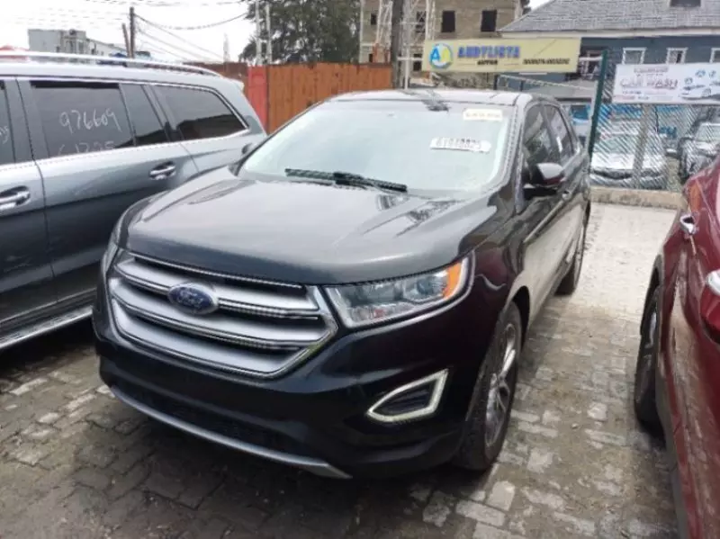 Ford Edge   - 2015