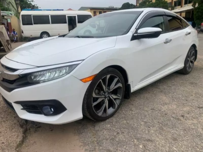 Honda Civic   - 2020