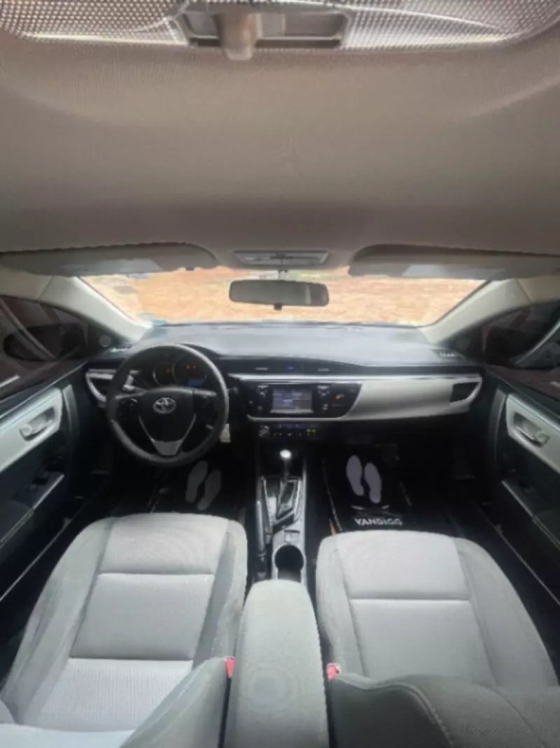 Toyota Corolla   - 2014
