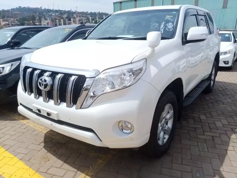 Toyota Landcruiser Prado   - 2016