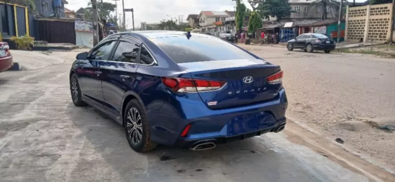 Hyundai Sonata   - 2018