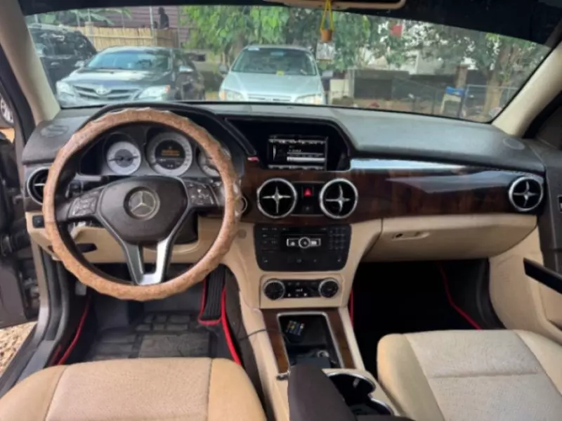 Mercedes-Benz GLK 350   - 2015
