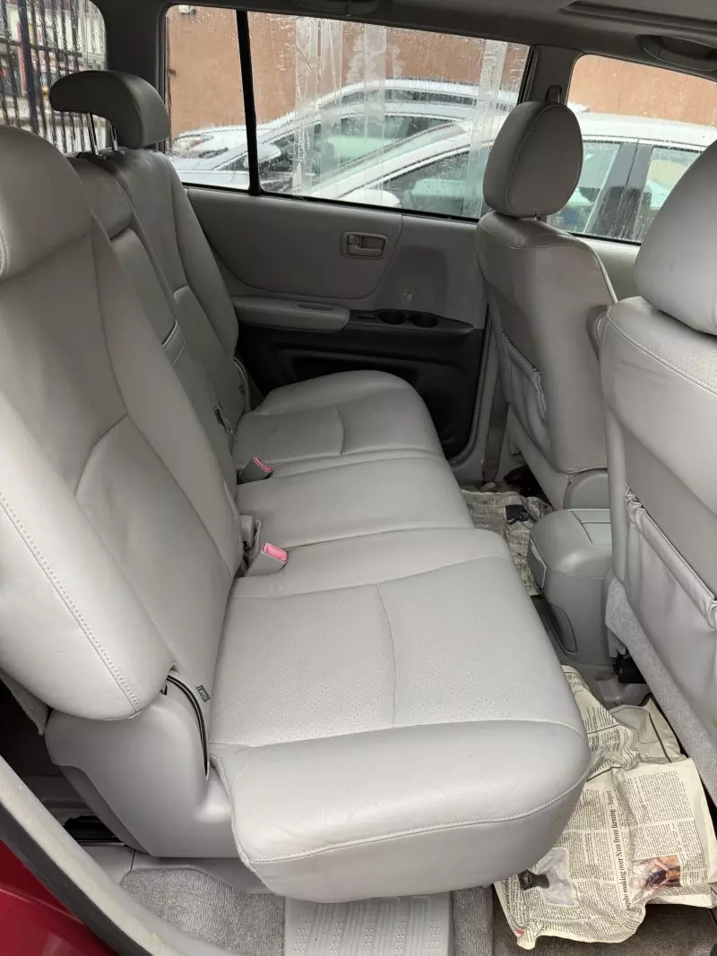Toyota Highlander   - 2005