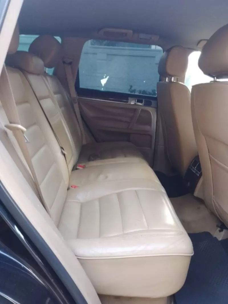 Volkswagen Touareg   - 2006