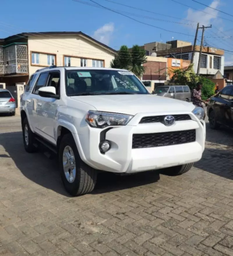 Toyota 4-Runner   - 2019