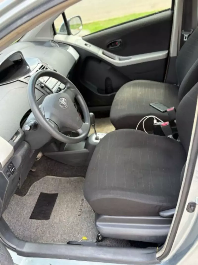 Toyota Yaris   - 2010