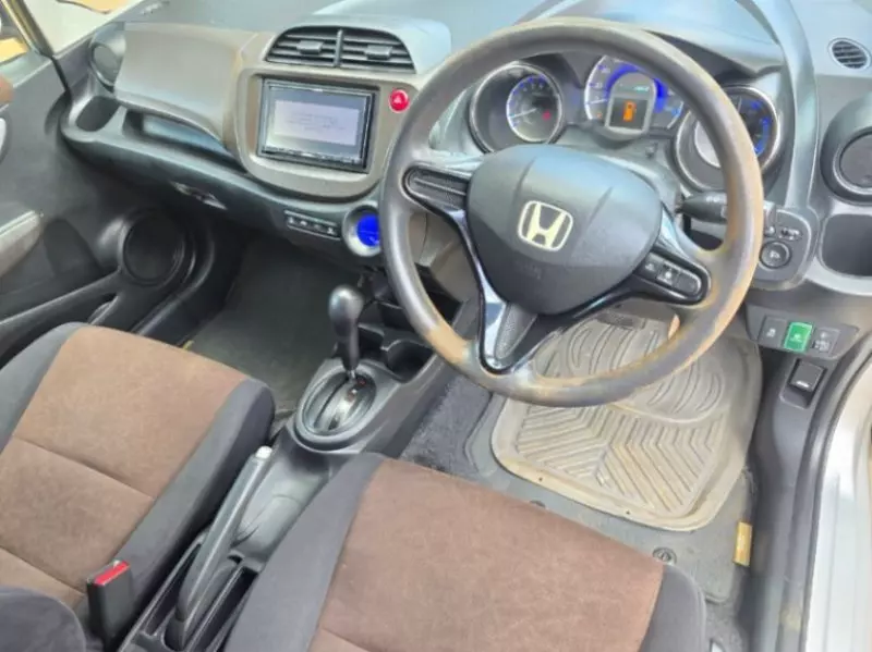 Honda Fit shuttle