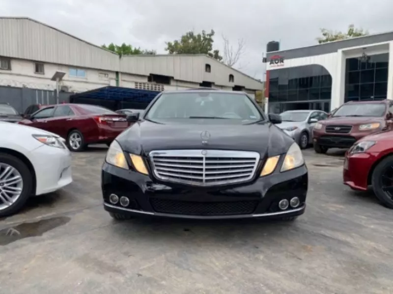 Mercedes-Benz E 350   - 2010