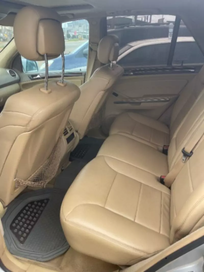 Mercedes-Benz ML 350   - 2010