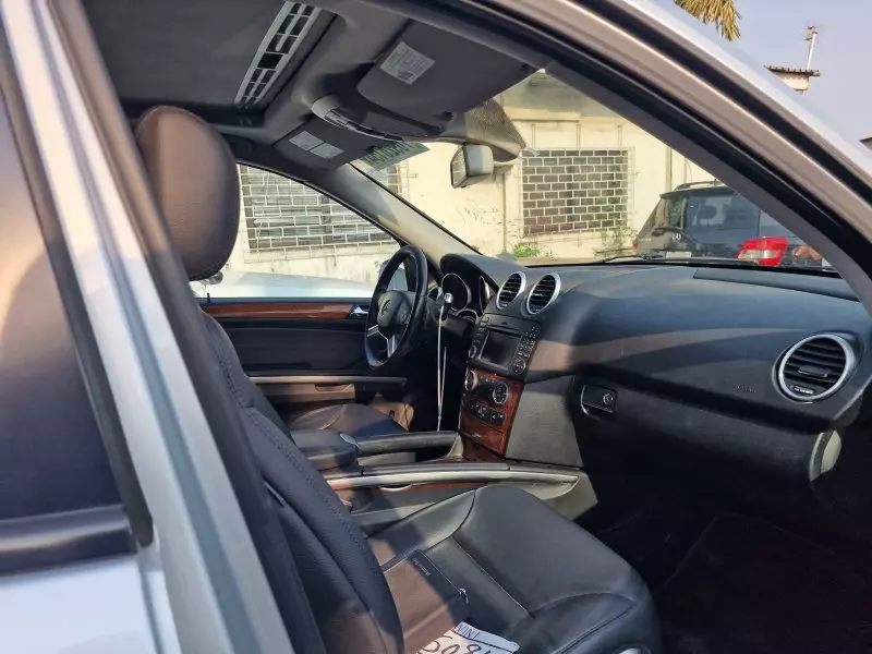 Mercedes-Benz ML 350   - 2009
