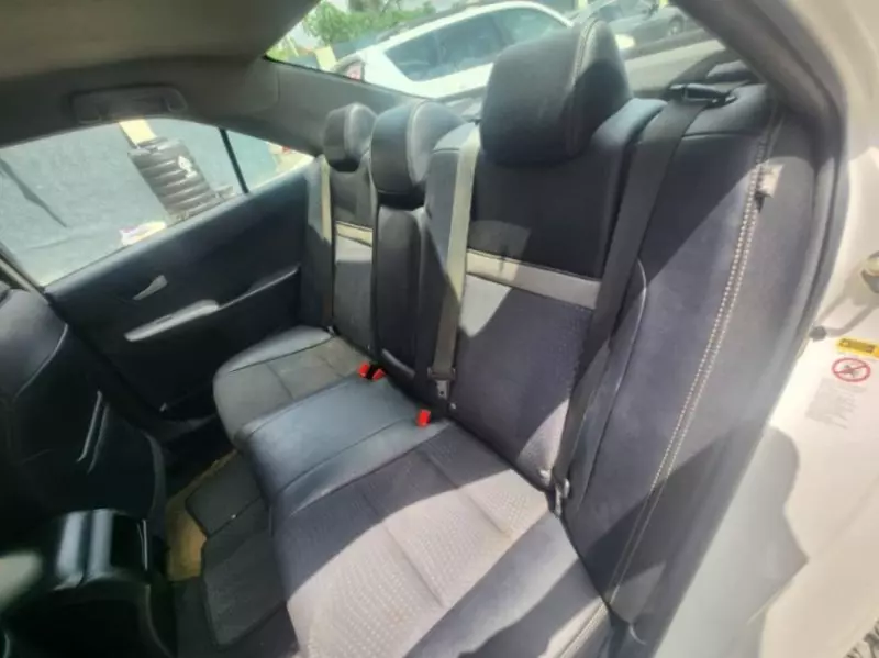 Toyota Camry   - 2014