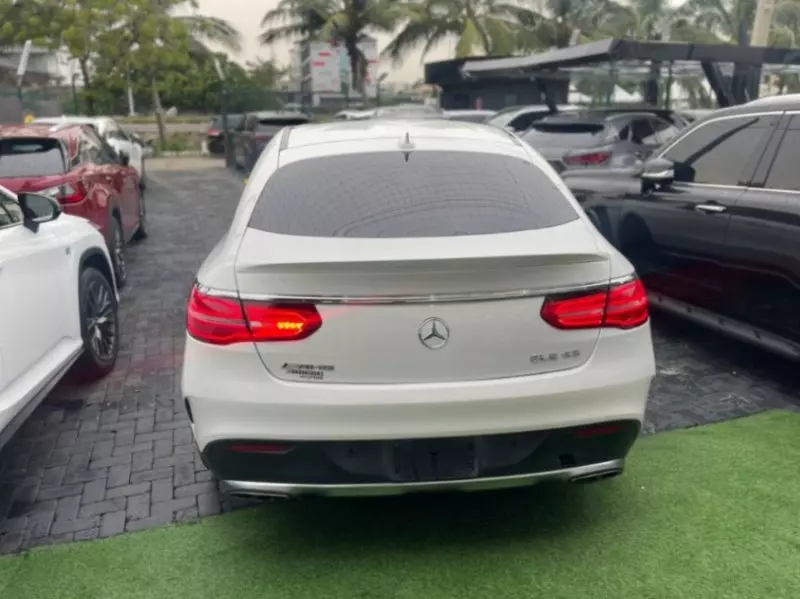 Mercedes-Benz GLE-Class   - 2017