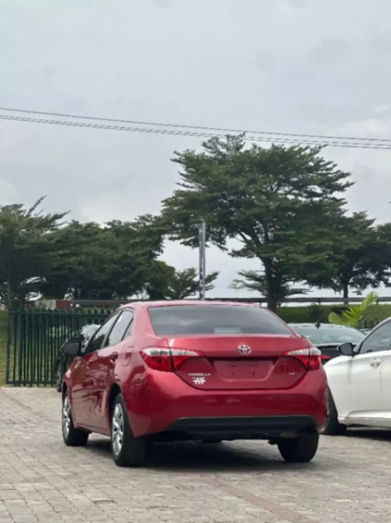 Toyota Corolla   - 2015
