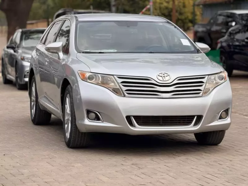 Toyota Venza   - 2014