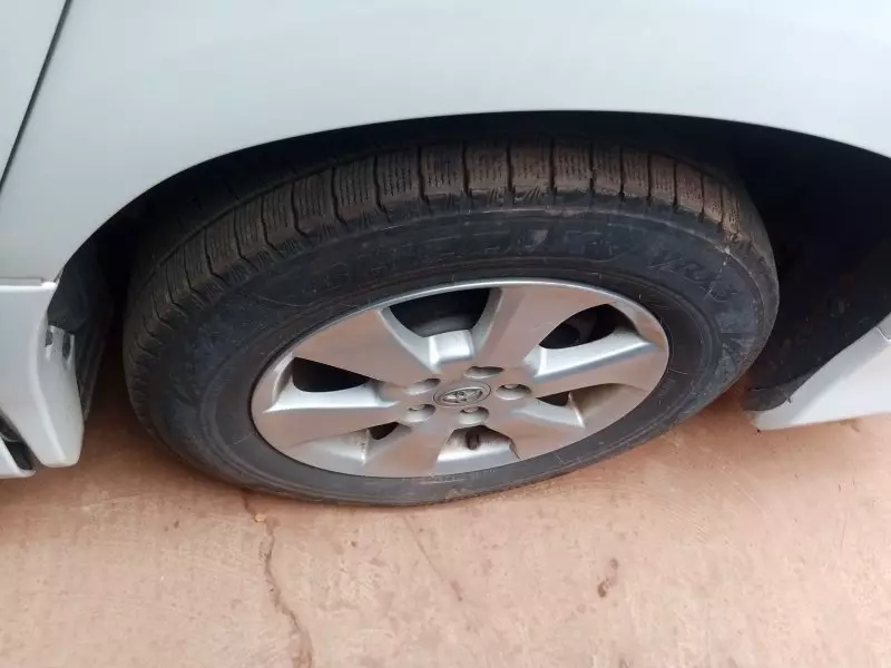 Toyota Alphard   - 2011
