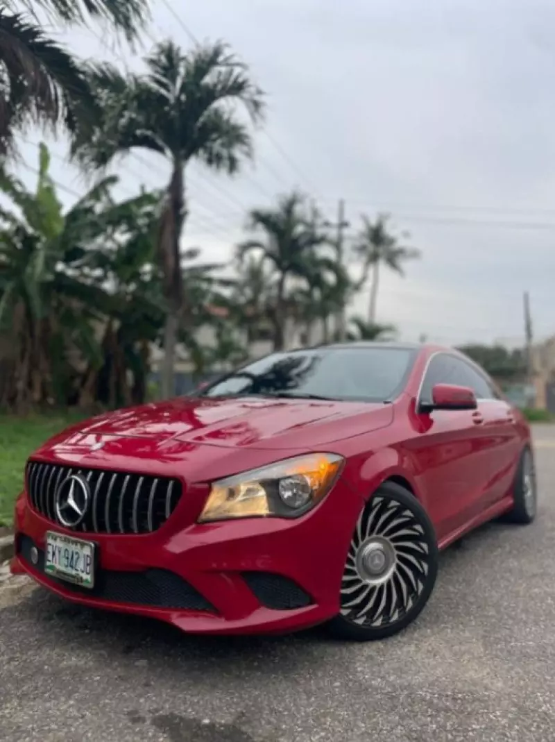 Mercedes-Benz CLA 250   - 2014