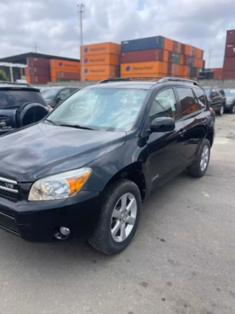 Toyota Rav4   - 2008