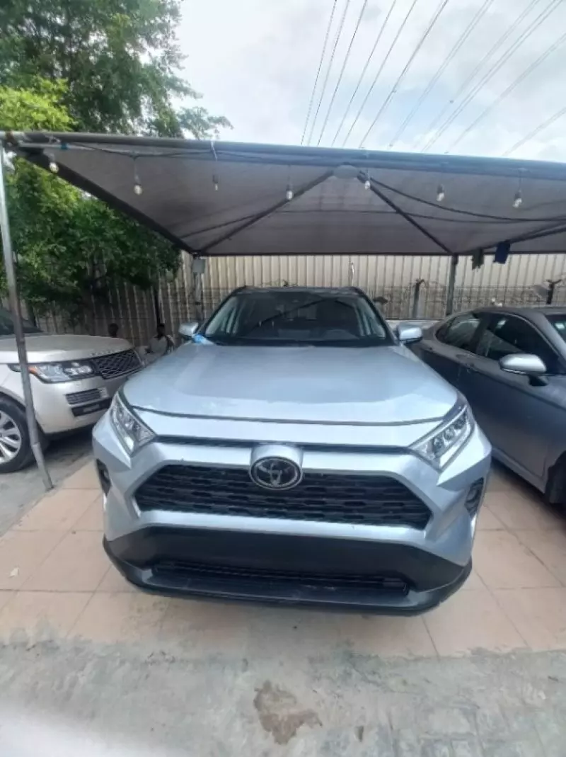 Toyota Rav4   - 2020