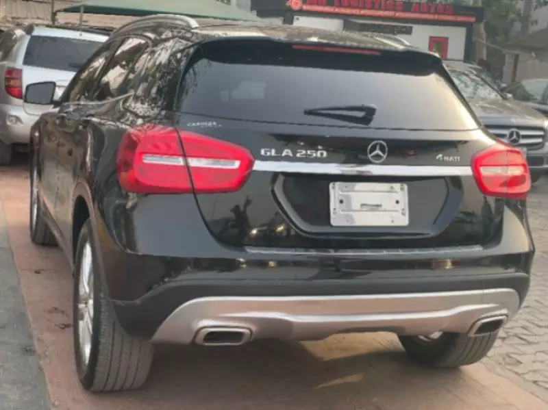 Mercedes-Benz GLA 250
