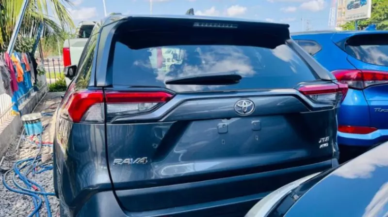 Toyota RAV4   - 2019