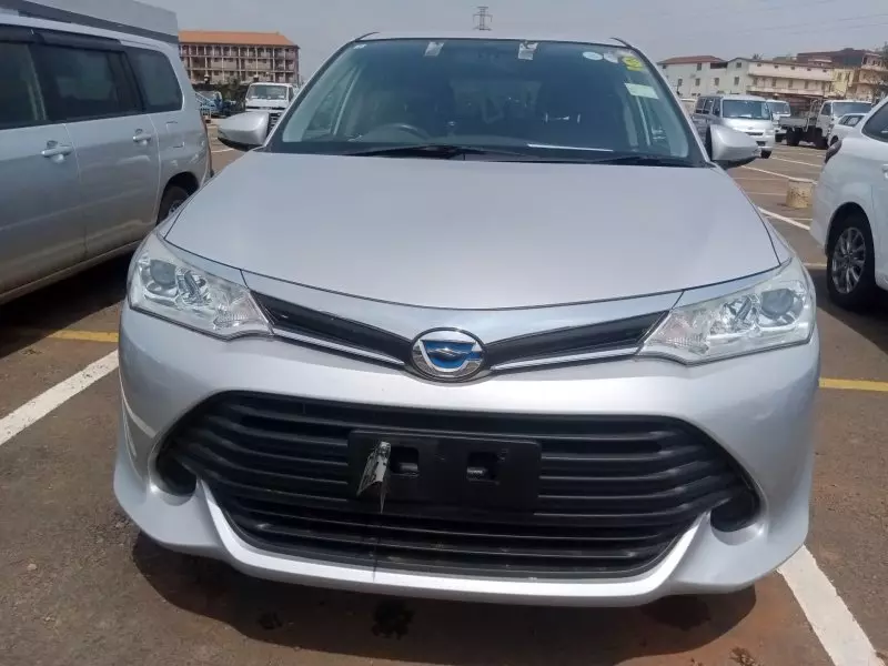 Toyota Fielder hybrid