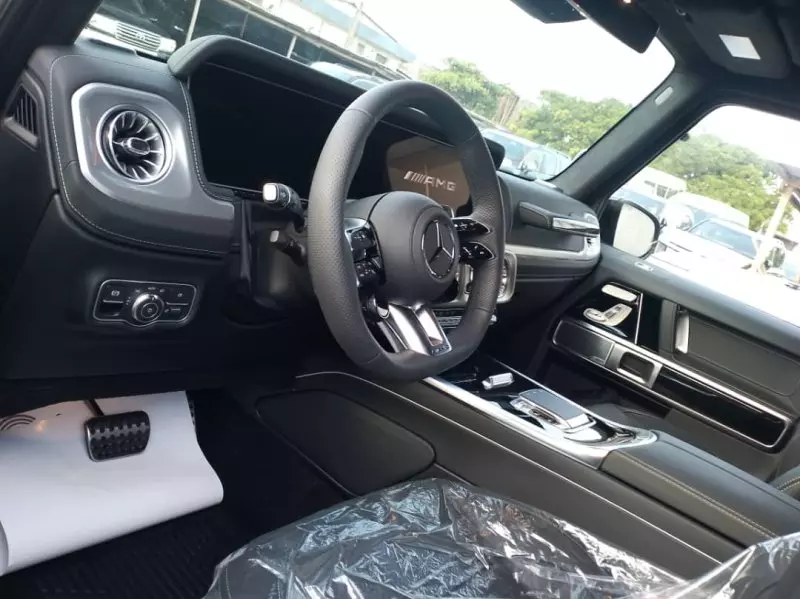 Mercedes-Benz G63 AMG   - 2025