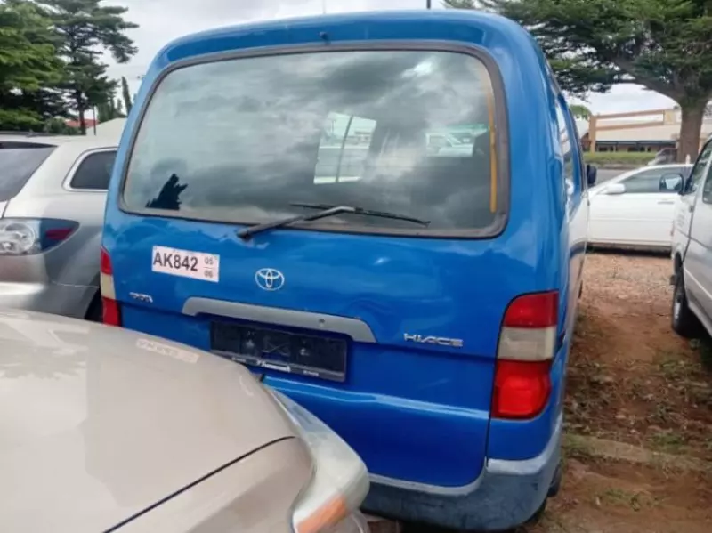 Toyota Hiace   - 2006