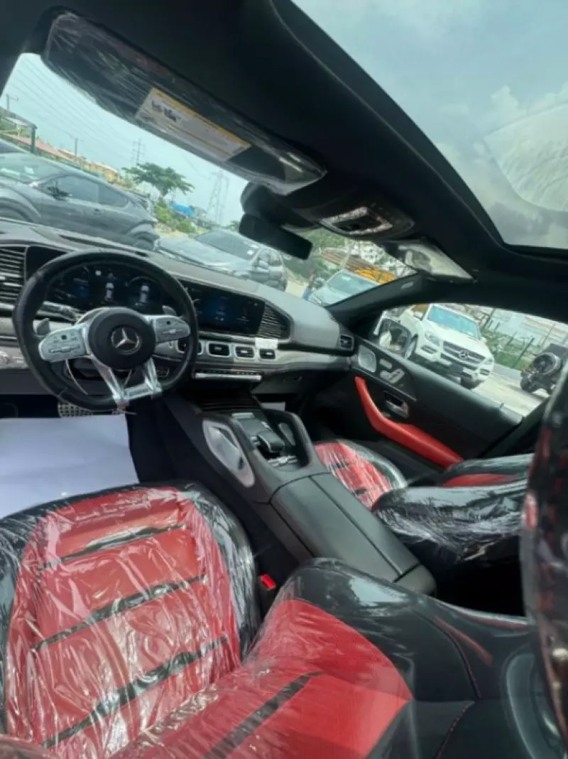 Mercedes-Benz GLE 53 AMG   - 2021