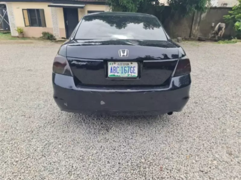 Honda Accord   - 2009