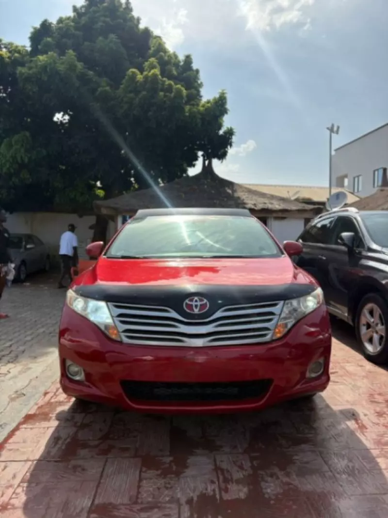 Toyota Venza   - 2010