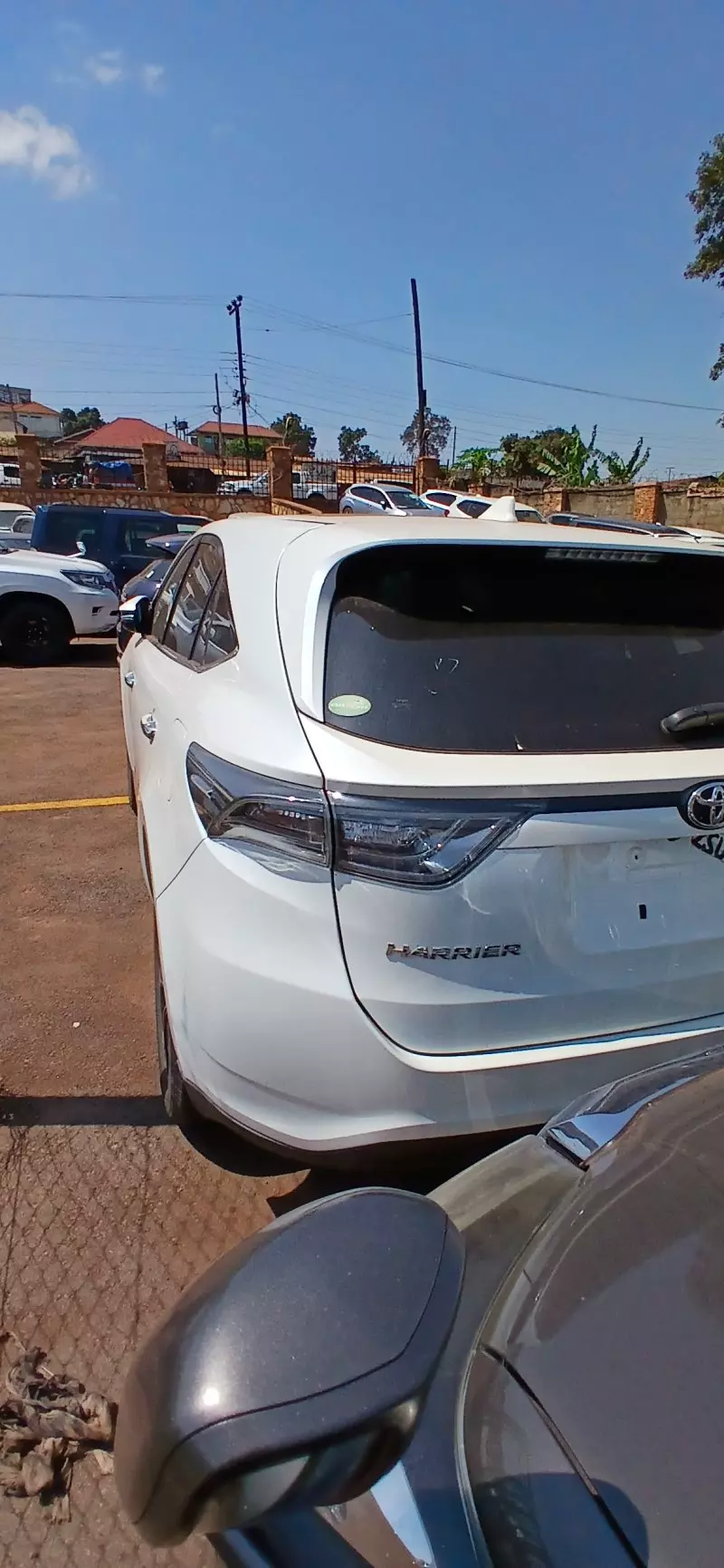 Toyota Harrier   - 2015