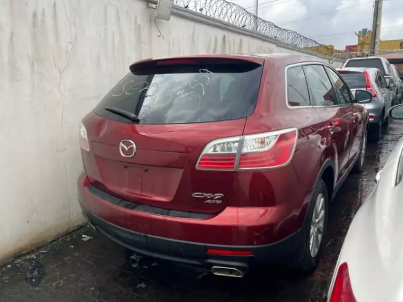 Mazda CX-9   - 2010