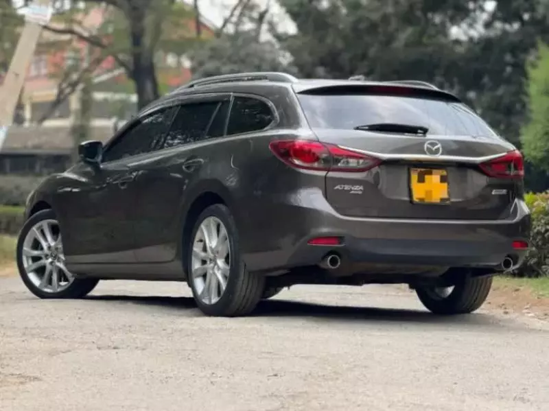 Mazda Atenza    - 2017