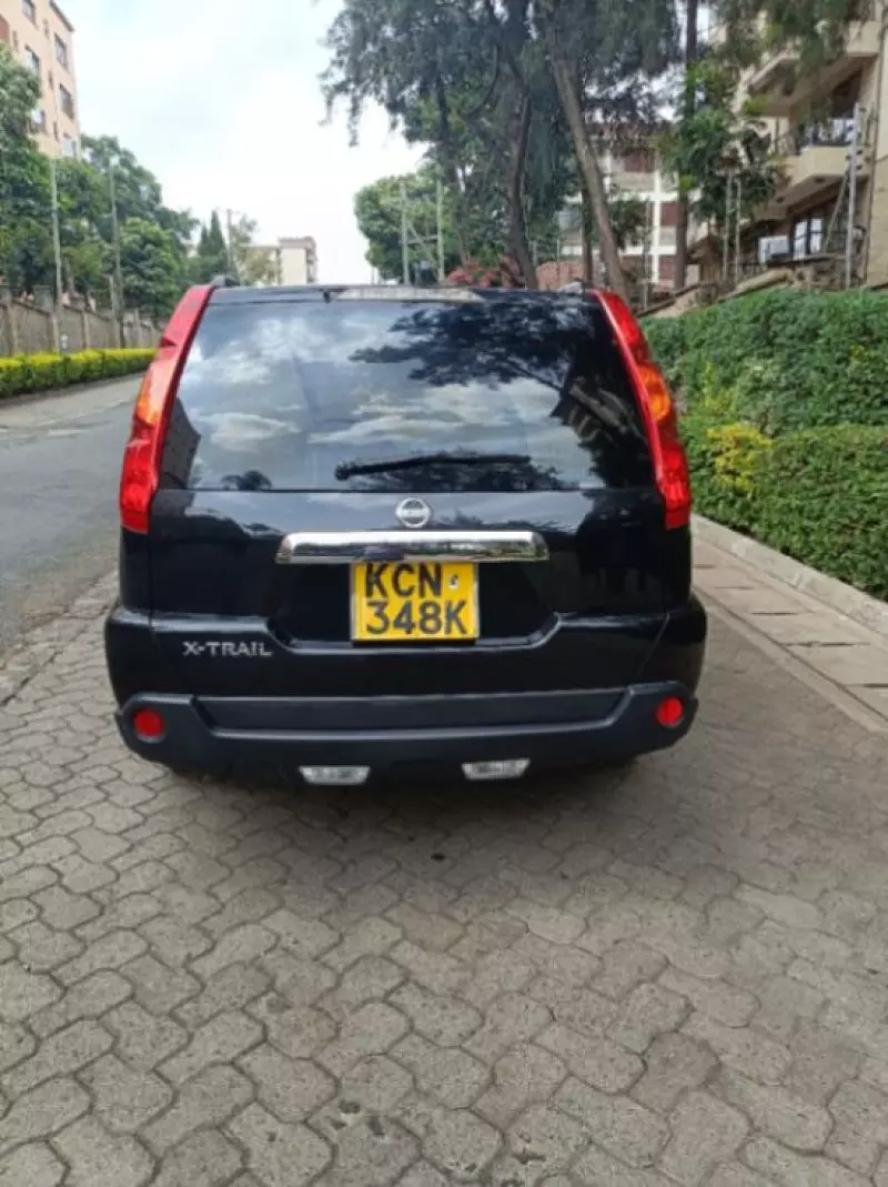 Nissan X-Trail   - 2010