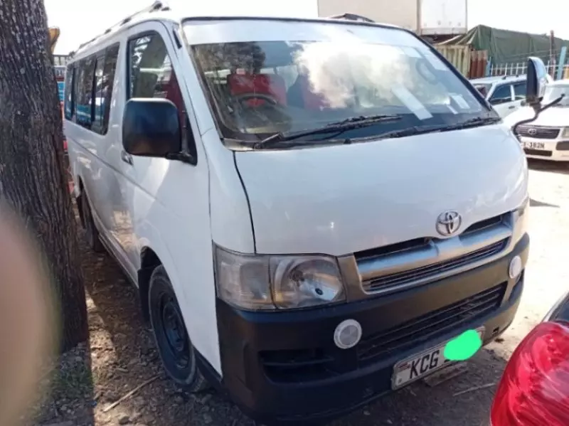 Toyota Hiace   - 2007