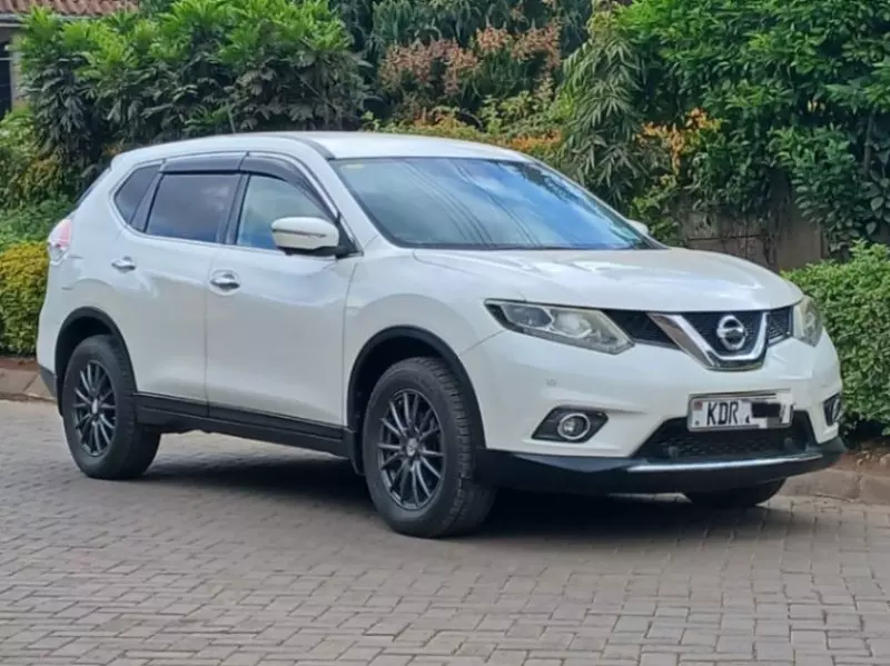 Nissan X-Trail   - 2017