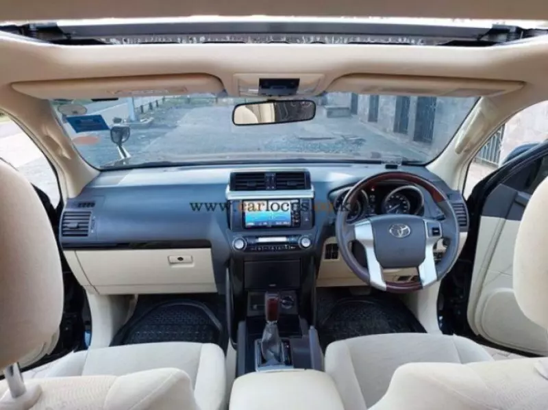 Toyota Landcruiser Prado   - 2016
