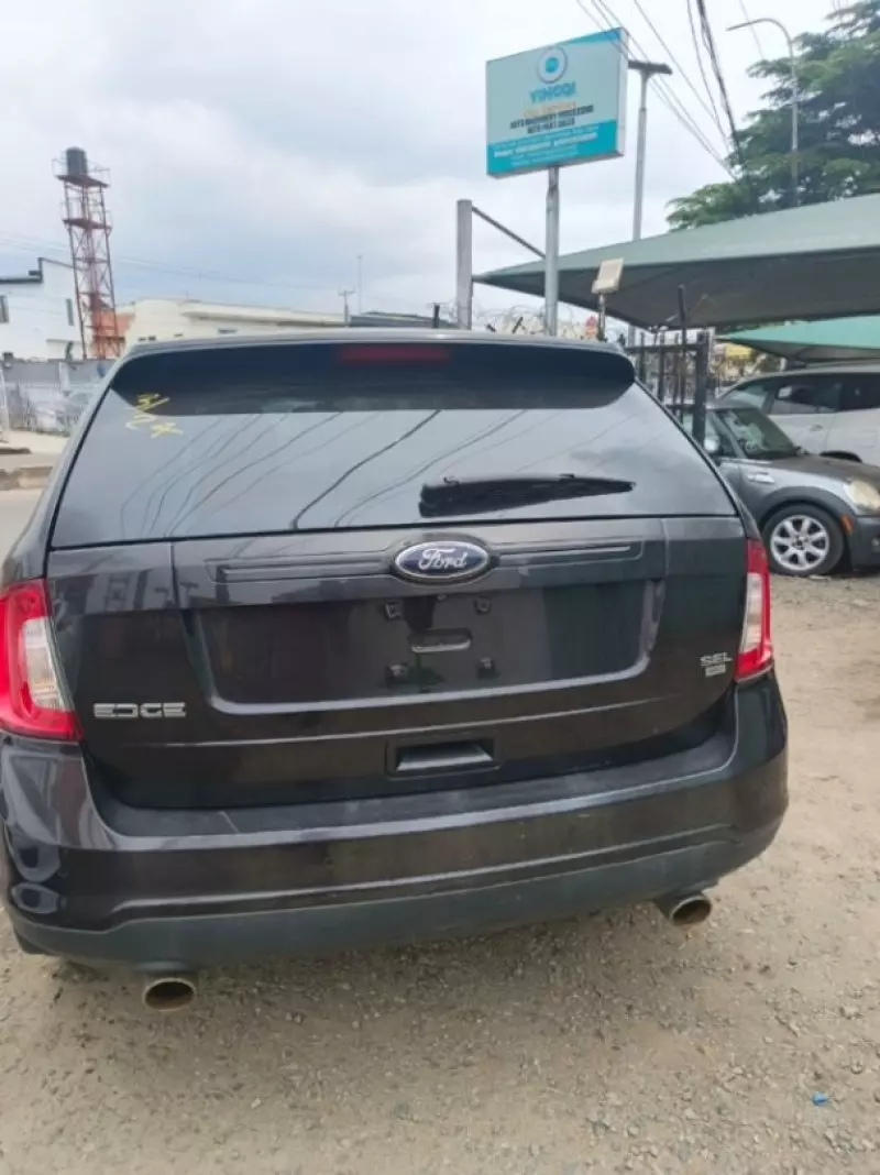 Ford Edge   - 2013