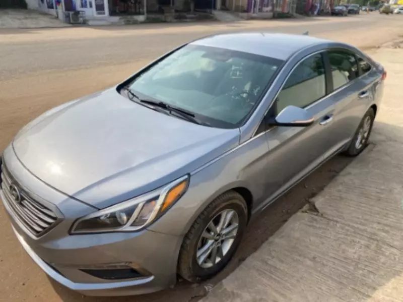 Hyundai Sonata - 2015