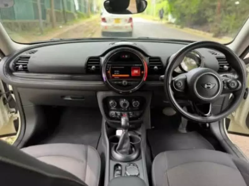 MINI Cooper Clubman