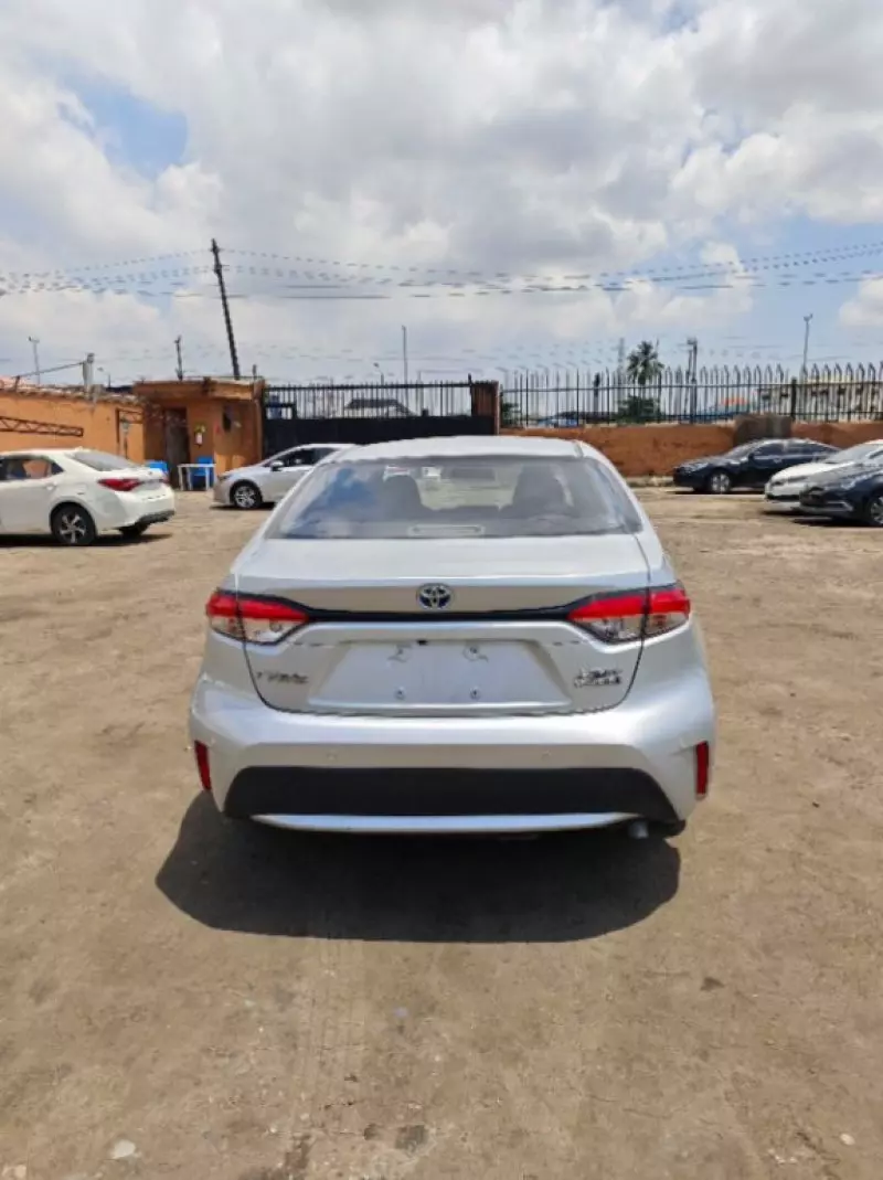 Toyota Corolla   - 2020